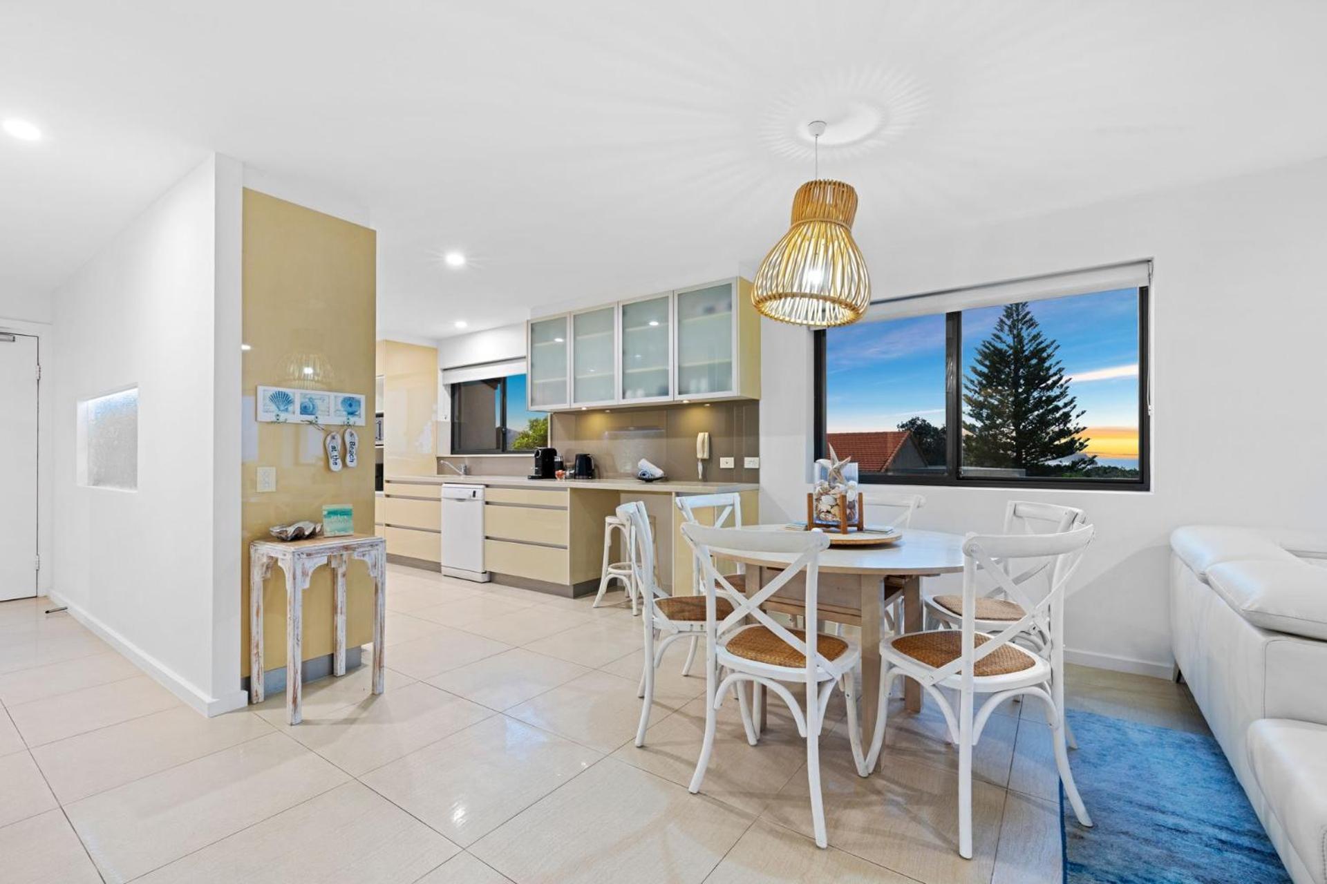 Shoreline 9 Penthouse With Ocean Views Hastings Point Bagian luar foto