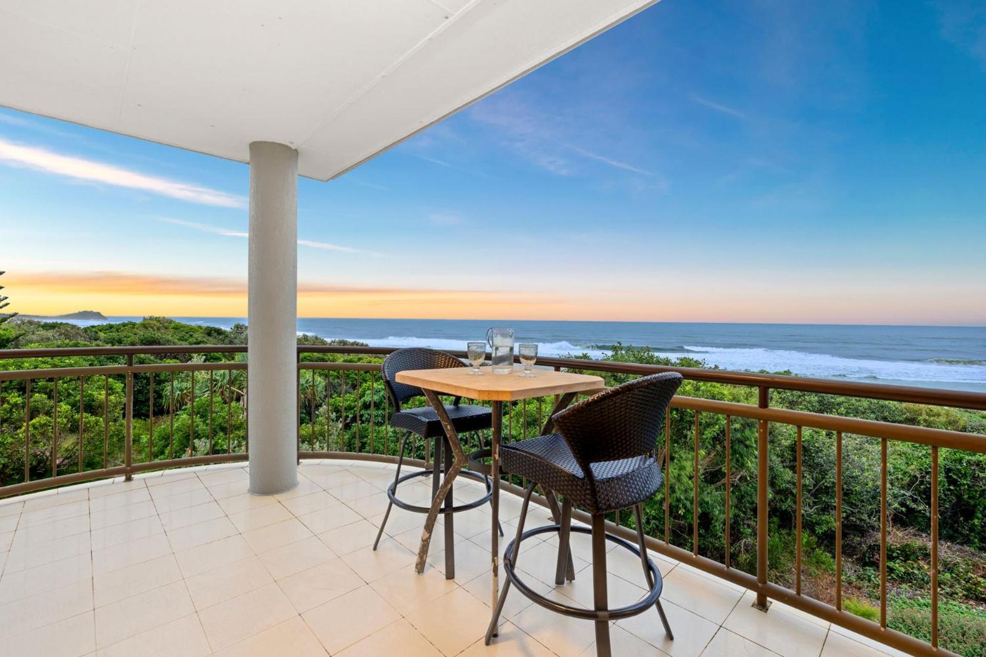 Shoreline 9 Penthouse With Ocean Views Hastings Point Bagian luar foto