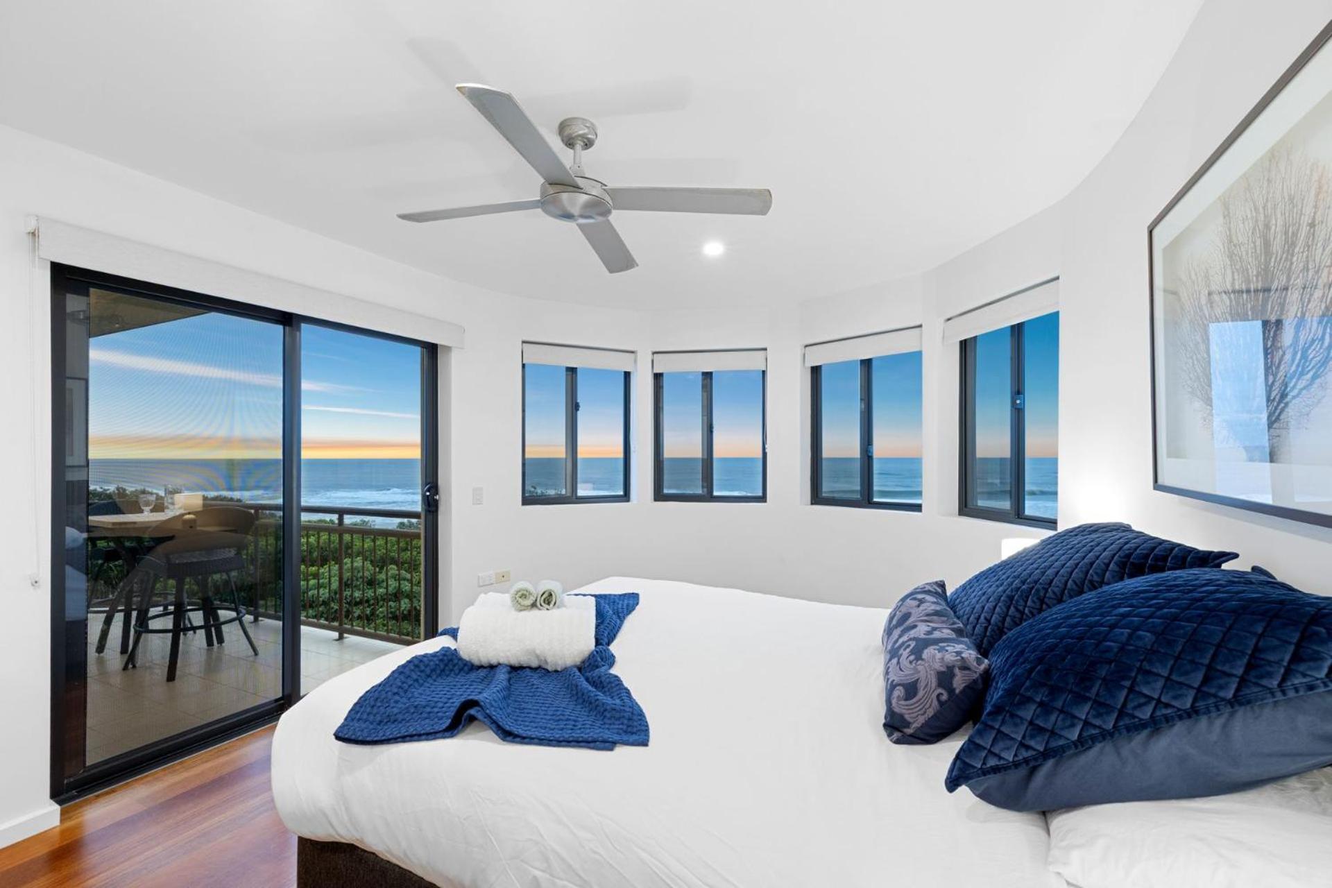 Shoreline 9 Penthouse With Ocean Views Hastings Point Bagian luar foto